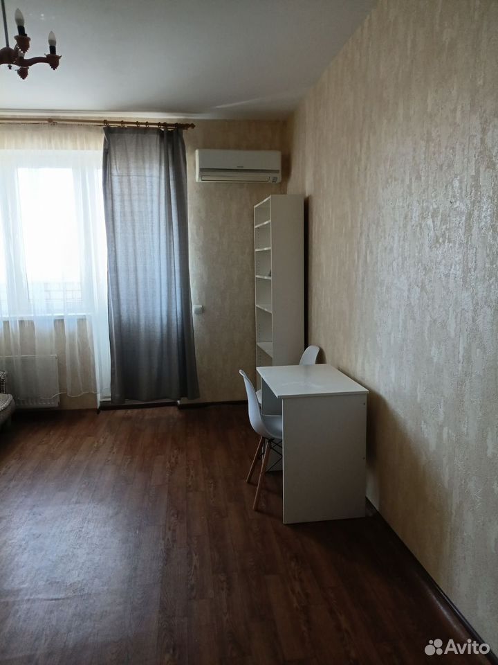 1-комн., 26 м², 16/20 этаж, Центральный внутригородской округ, мкр-н Дубинка, ул. имени Чехова, 6 — фото 3
