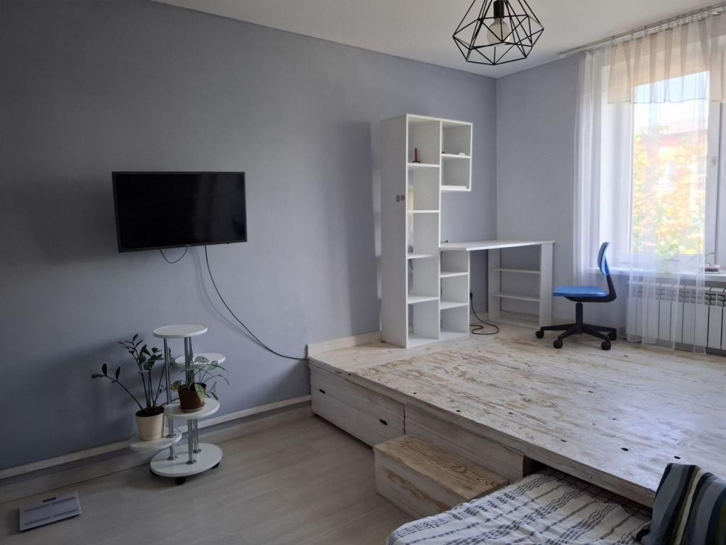 1-комн., 35.4 м², 2/3 этаж, Пиренейская ул., 14