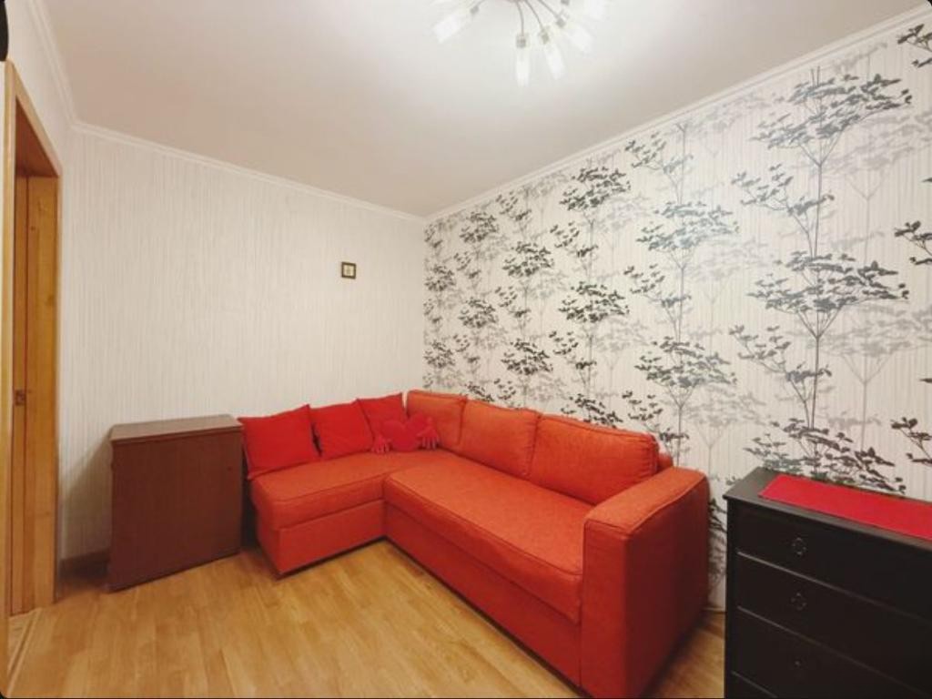 2-комн., 45.6 м², 1/9 этаж, мкр-н Центральный, Севастопольская ул., 9